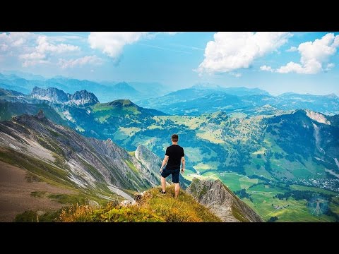 Relaxing Flight Music: "Atop the World" - Comfort, Sleep, Travel, Wellness